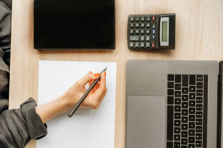 Lettre de motivation simple pour tout type d’emploi : modèle et méthode