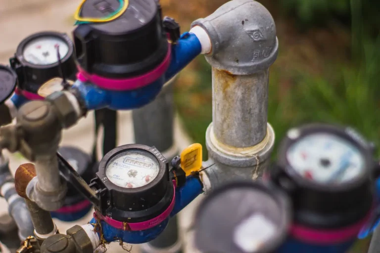 Gestion de l&rsquo;eau en entreprise : suivre et réduire la facture