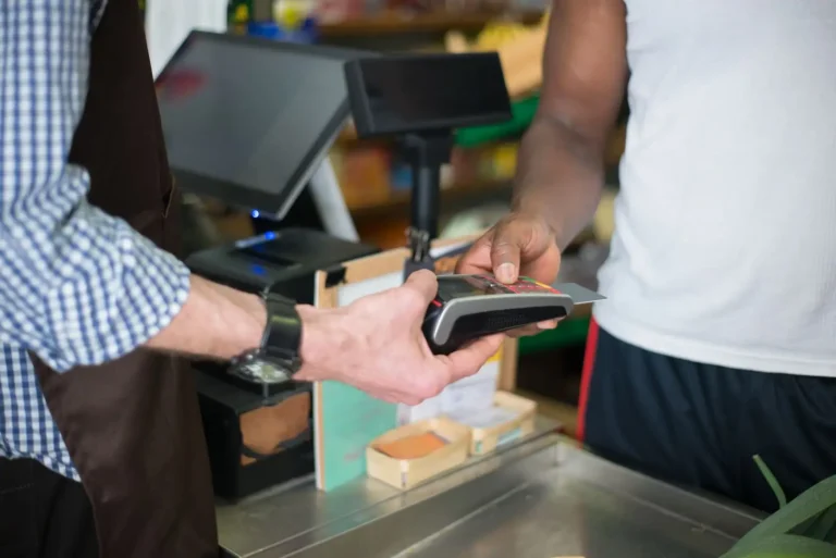 Gestion Strator : bien piloter un commerce de proximité